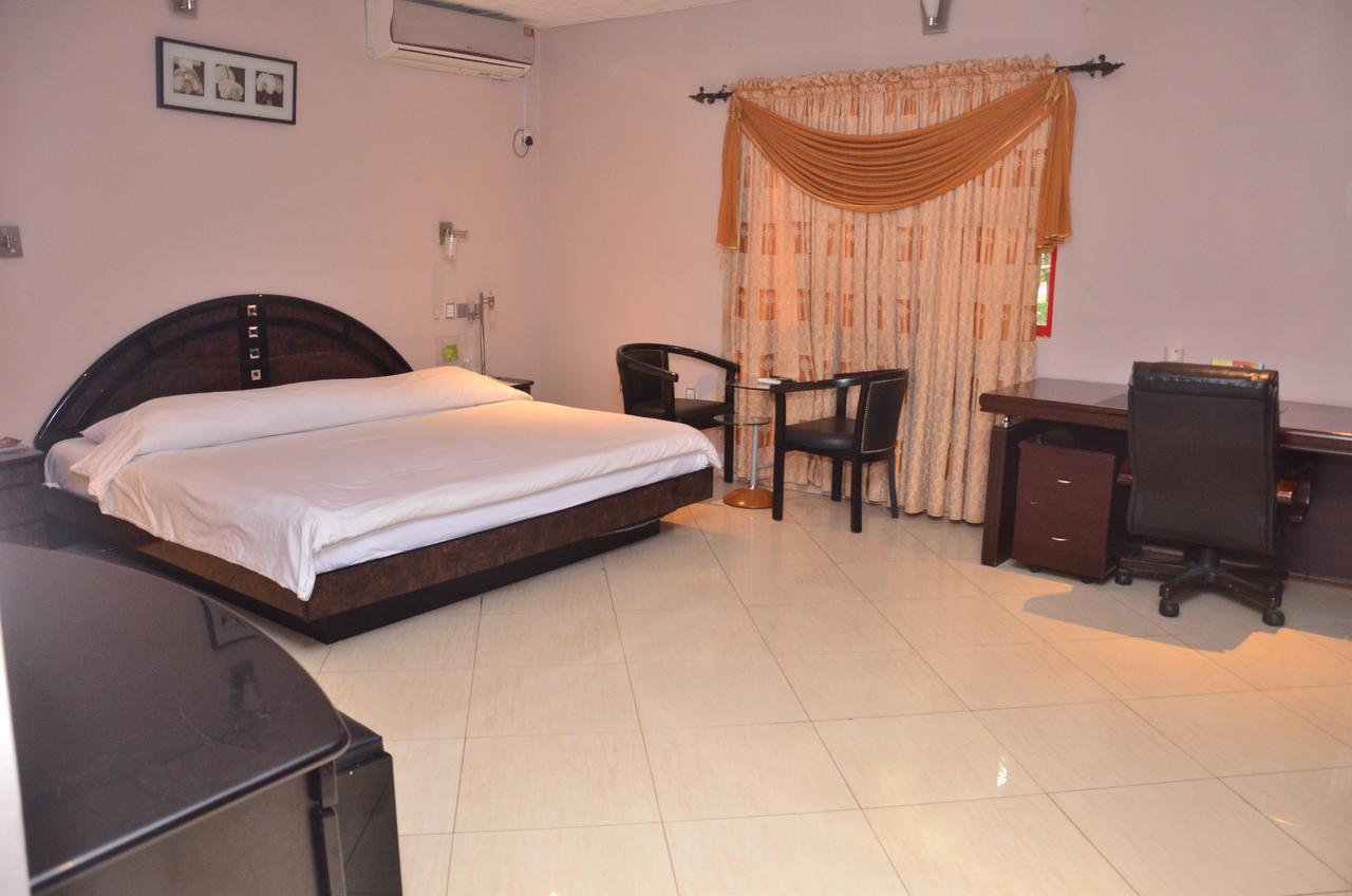 Sunview Hotel Ondo Esterno foto