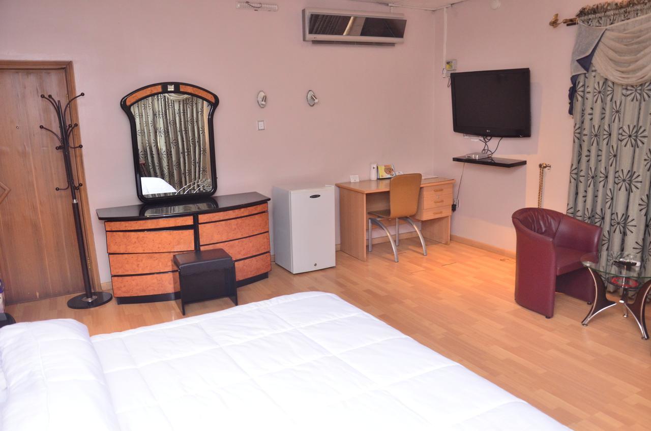 Sunview Hotel Ondo Esterno foto