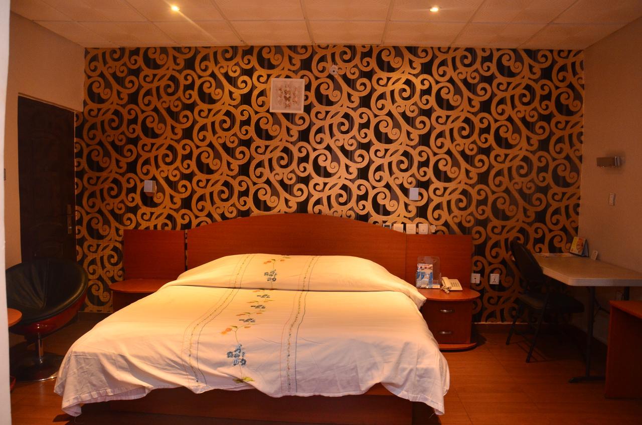 Sunview Hotel Ondo Esterno foto